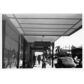 U.S. Army Optical Section, Flinders Street, Townsville, 1943