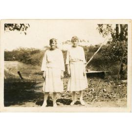 Family photograph from the Quelch Forno collection : Two women photographed March 1923