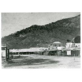 Lower Flinders Street looking west, Townsville, between 1875 and 1884