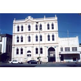 Former Commonwealth building, Sturt Street, painting : 1995 Non residential grants program / Townsville City Council