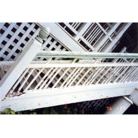 Timber restoration and painting, 24 Cleveland Terrace, Melton Hill, Townsville: 1996 residential grants / Townsville City Council