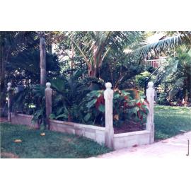 Fence restoration, 30 Roberts Street, Hermit Park, Townsville: 1996 residential grants / Townsville City Council