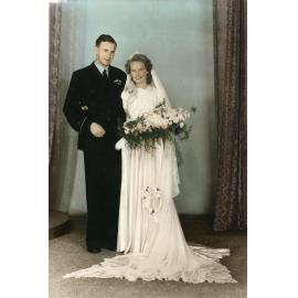Wedding portrait of Elsie Quelch and Bruce Todd, Townsville, 1 March 1946