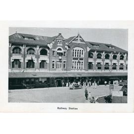 Thomas collection : The railway station, Townsville