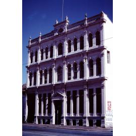 Hollis Hopkins building, Sturt Street, Townsville, 1980