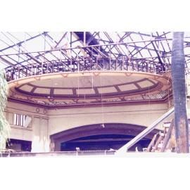 Demolition of the Wintergarden Theatre, Sturt Street, Townsville, 8 March 1991