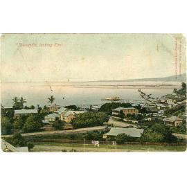 Postcard from the Quelch Forno collection : Townsville looking east