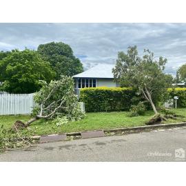 Damage on Livingstone Street, West End caused by Cyclone Kirrily