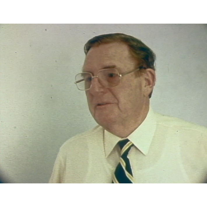 Townsville arrival recorded 04-11-1981 Townsville-Perth direct flights Saturday 31-10-1981 