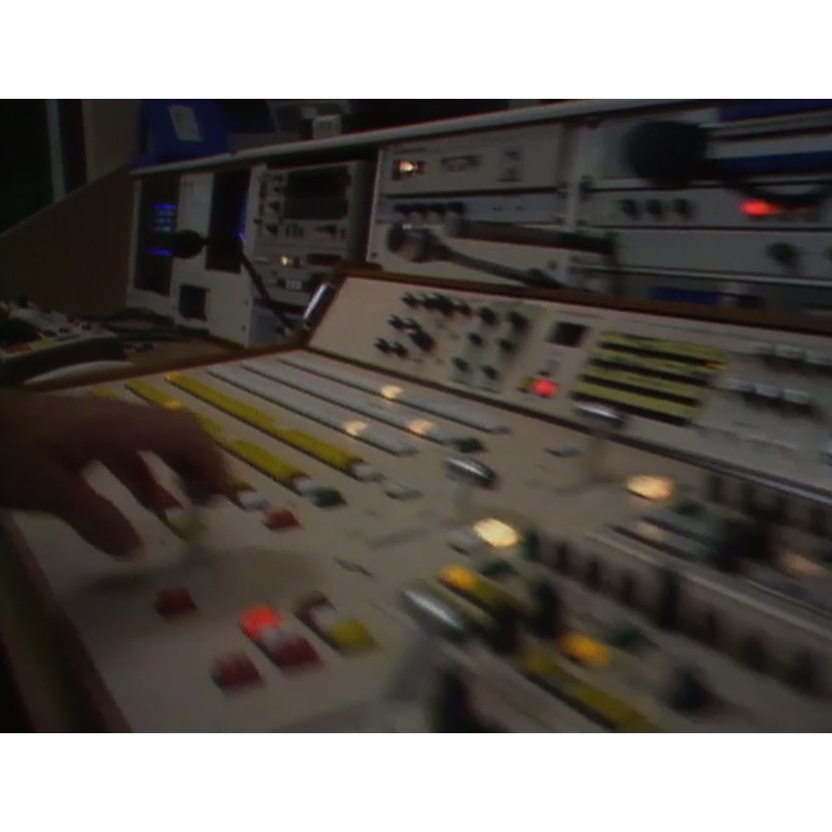 NQTV News Friday 30th December 1988