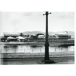 Victoria Bridge Hotel, corner of Palmer and Dean Streets, South Townsville, ca. 1915