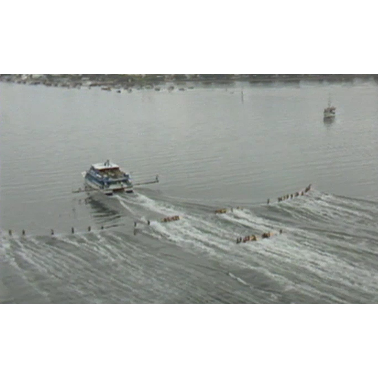 Water skiing world record attempt