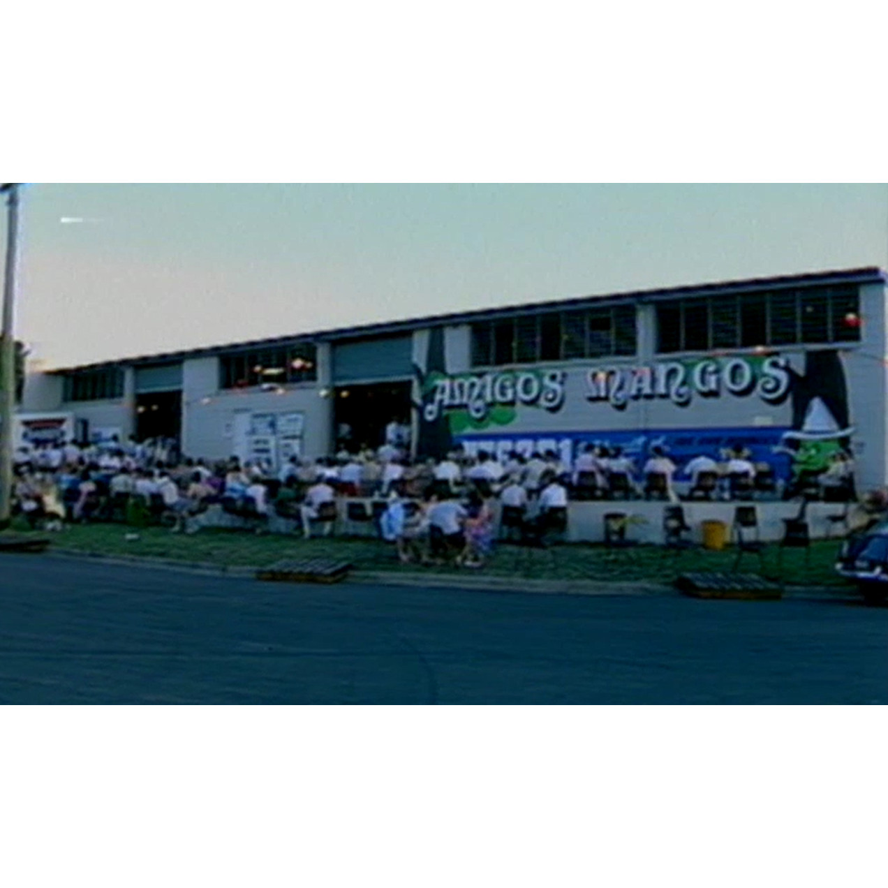 Amigos Mangos party, Garbutt