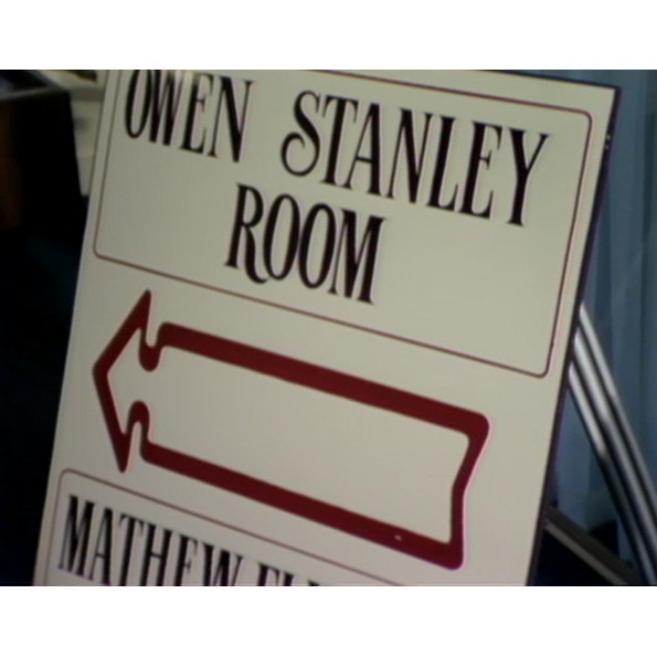 News banks 27-10-1983