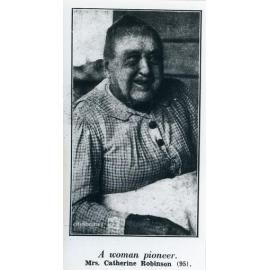 A woman pioneer, Mrs Catherine Robinson (95), Townsville, 1934