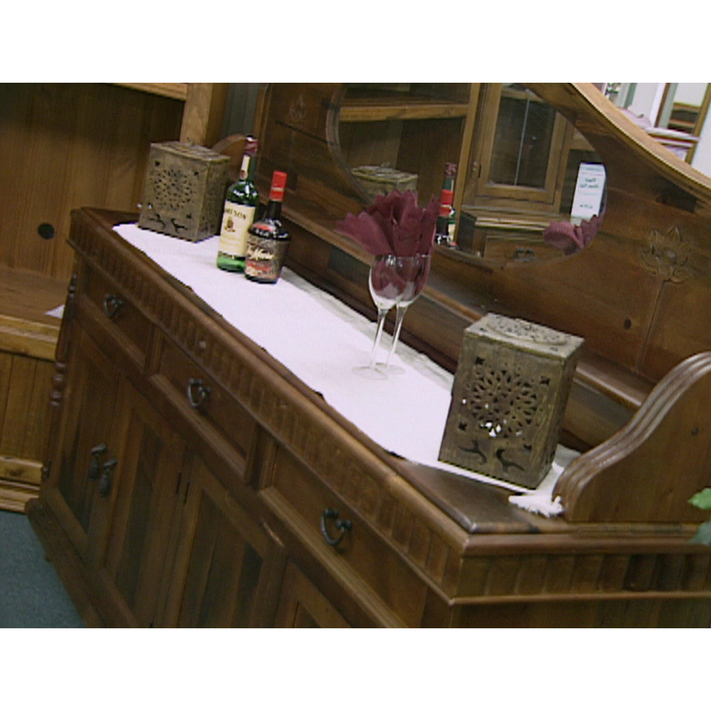 Paul Lyons Productions: Townsville Furniture Court