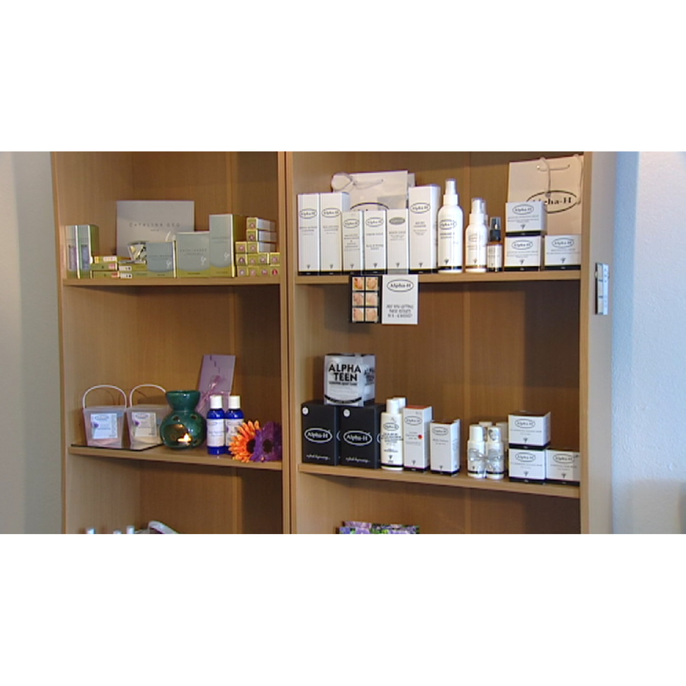 Stock footage: Wholistic Nail & Beauty