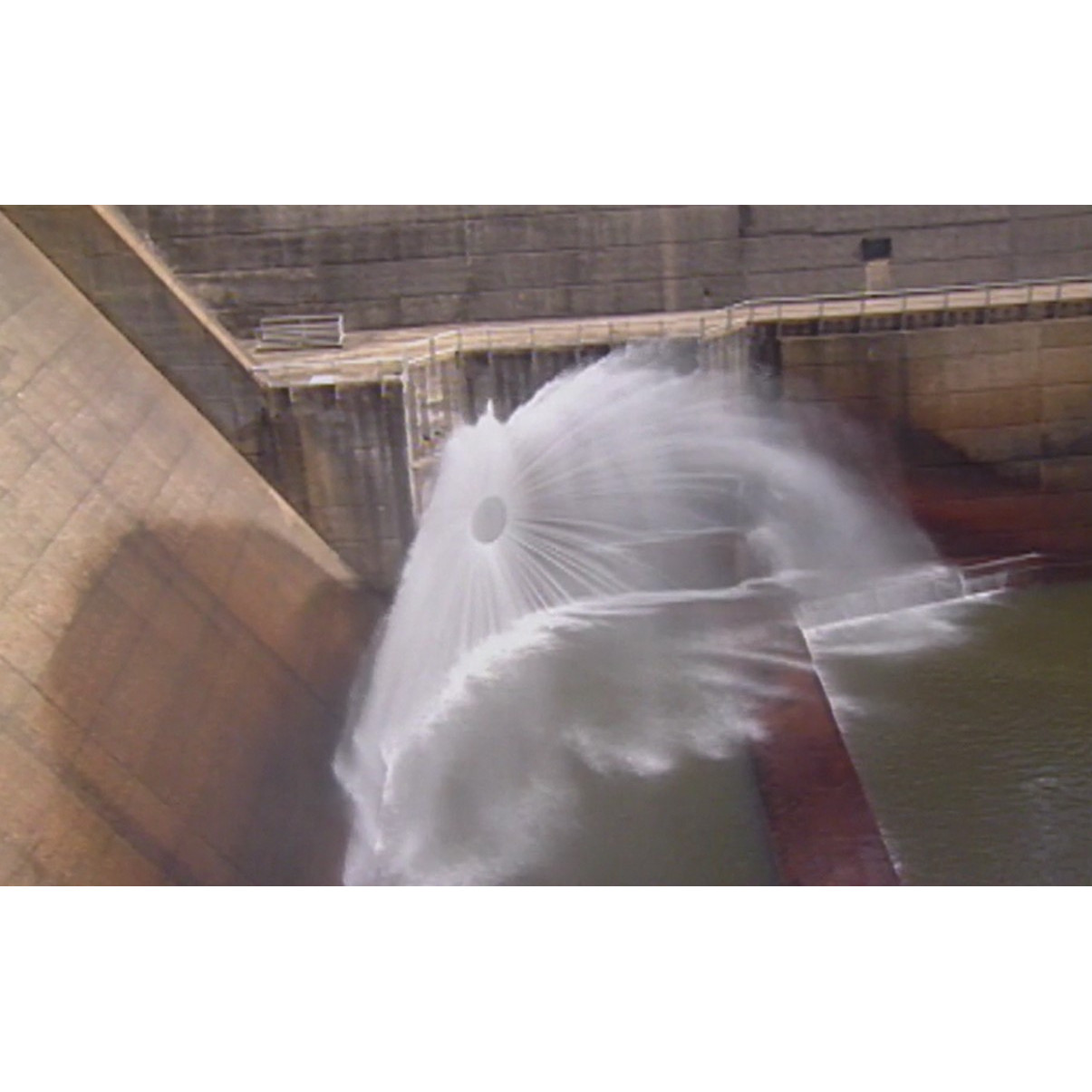 News file: Tully-Millstream hydro