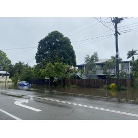 Corner of Kings Road and Bayswater Terrace, Hyde Park, Townsville, 6 February 2025