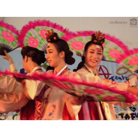 Perfomers from Suwon City, Korea at Cultural Fest, Strand Park, Townsville, 18 August 2007