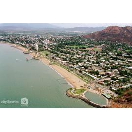 Aerial view of The Strand, North Ward and Castle Hill, Townsville, [2000]