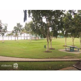 Hambeluna Spirit Rising sculpture, Strand Park, Townsville, [2003]