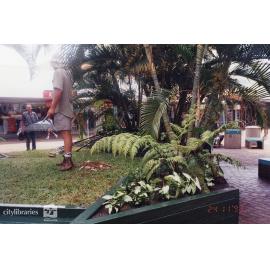 Flinders Mall centre stage redevelopment, Townsville, 24 November 1993