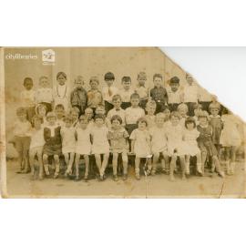 Class photograph, Railway Estate State School, Townsville, 1934