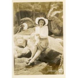 Gwen Bergin, Magnetic Island, ca. 1945