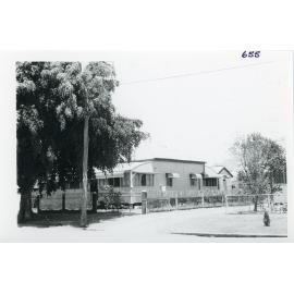 House, 10 Morehead Street, South Townsville, Townsville, ca. 1975