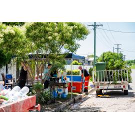 SES Volunteer visiting food and beverage tent, Hermit Park, 2019